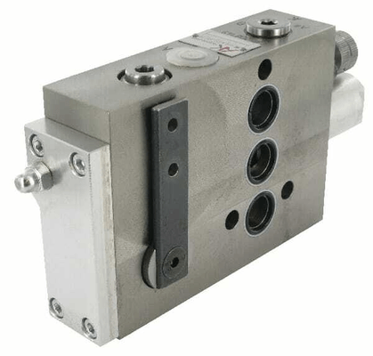 Pièces agricoles - Hydraulique - Distributeur 5/4 Deutz 07C