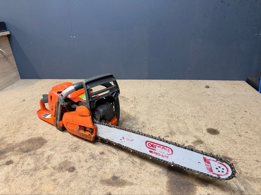 Tronçonneuse Husqvarna 555