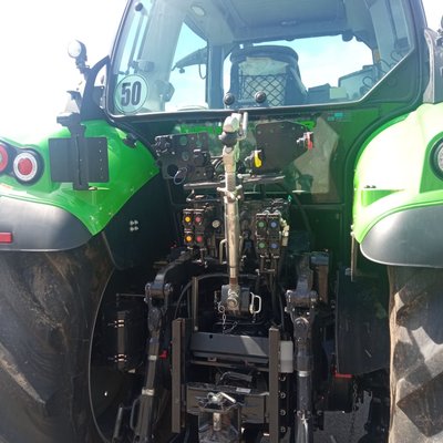 Tracteur agricole Deutz-Fahr 6185TTV