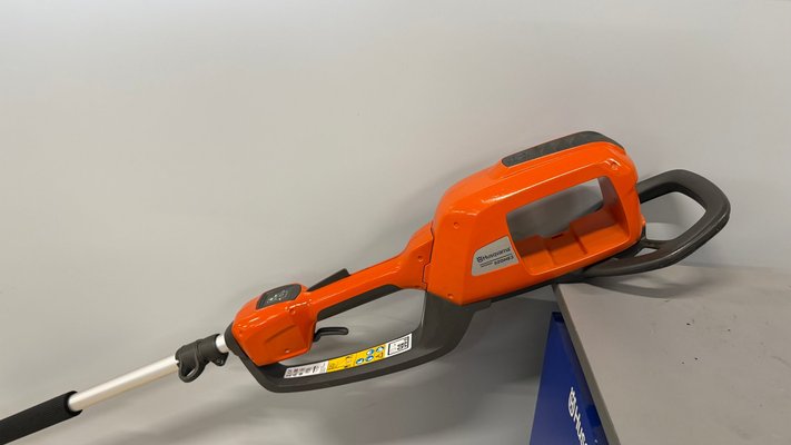Taille haies Husqvarna 520iHE3