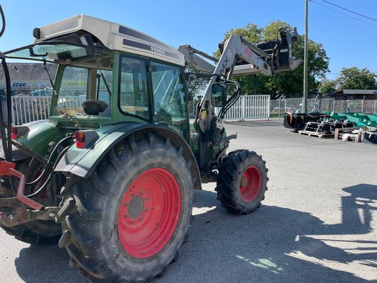 Tracteur agricole Fendt 208 S