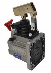 Pièces agricoles - Hydraulique - Pompe à main 12cc+réservoir 1ltr