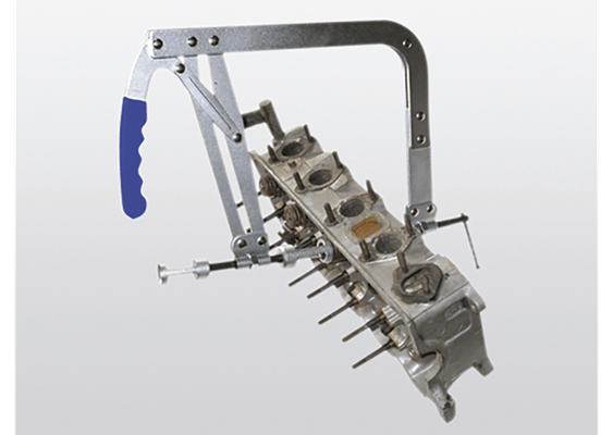 Outils - Outils divers - Compresseur de ressorts de soupapes