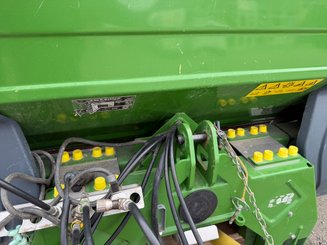Distributeur d'engrais Amazone PROFIS 2501 - 5