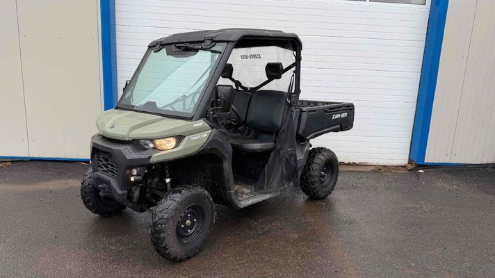 Quad - transporteur Can-am TRAXTER HD5