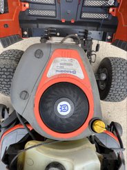Tondeuse autoportée Husqvarna TC138 - 8