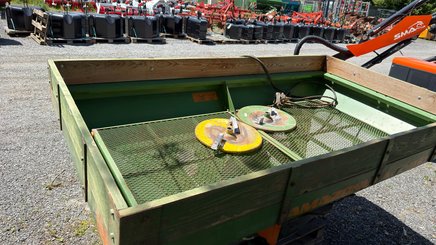 Distributeur d'engrais Amazone Zau - 2