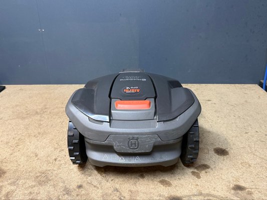 Robot de tonte Husqvarna AUTOMOWER 315MII