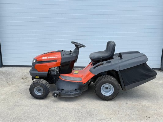 Tondeuse autoportée Husqvarna TC138