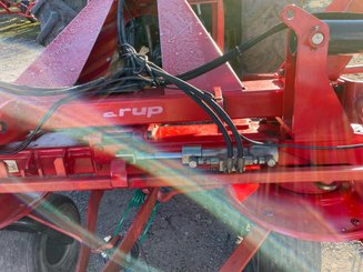 Faneuse Kverneland KG8090 - 3