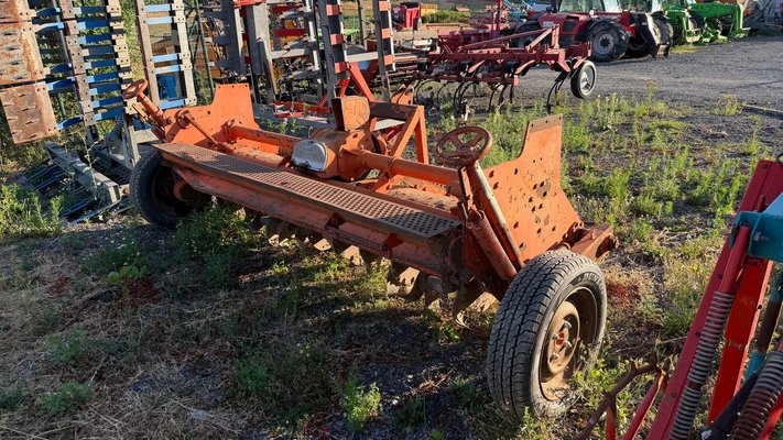 Fraise rotative Howard 2m55 version T entreprise