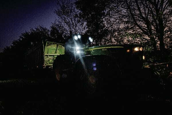 Pièces agricoles - Eclairage - Feu de route rond à LED 229 mm