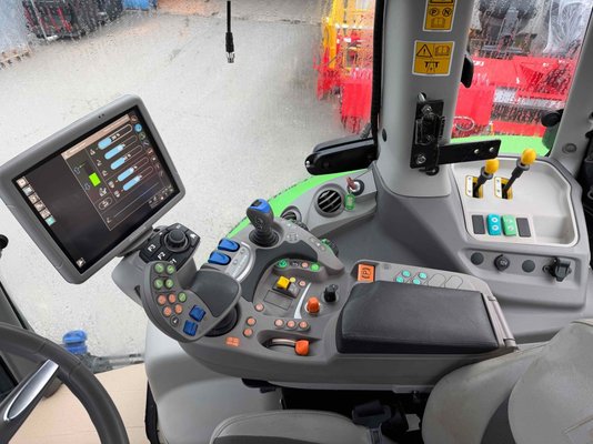 Tracteur agricole Deutz-Fahr 6185TTV