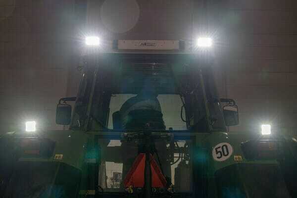 Pièces agricoles - Eclairage - Feu de travail LED 40W 4000lm faisceau large - Connexion Deutsch
