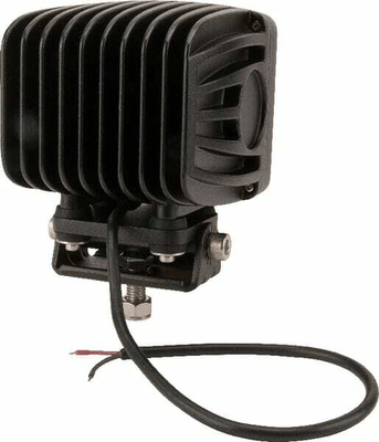 Pièces agricoles - Eclairage - Phare de travail LED carré 60W 5400lm, 10/30V, 135x124mm, faisceau large, 6 LED Kramp