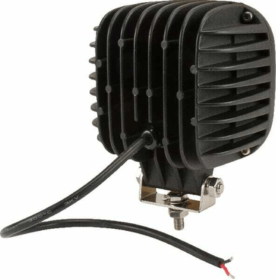 Pièces agricoles - Eclairage - Phare de travail LED carré 48W 4000lm, 10-30V, 123x81x123mm, très longue portée, Kramp