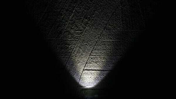 Pièces agricoles - Eclairage - Phare de travail LED rond 29W 2500lm, 10/30V, Ø 117mm faisceau large 6 LED Kramp