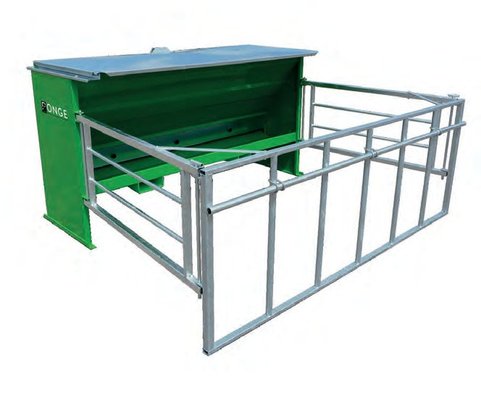 Materiels - Nourrisseur - Nourrisseur granulés - trémie 2500 Litres - toit vérin gaz - parc 6,80 m2