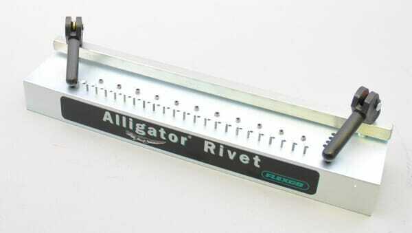 Pièces agricoles - Fenaison & élevage - Agrafeuse Alligator® rivet 10"-250mm