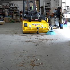 Materiels - Balayeuse - BALAYEUSE RAMASSEUSE TURBONET 1500 AUTONOME