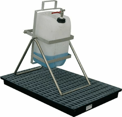 Pièces agricoles - Outils atelier - Support inox pour bidon jusqu'à 30 L