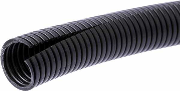 Pièces agricoles - Electricité - Tube de protection ouvert
