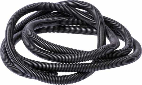 Pièces agricoles - Electricité - Tube de protection ouvert