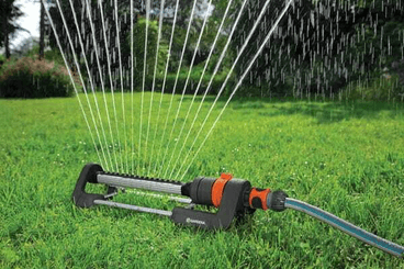 Pièces agricoles - Hydraulique - Arroseur oscillant Aqua M