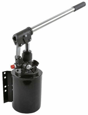 Pièces agricoles - Hydraulique - Pompe hydraulique manuelle 4L