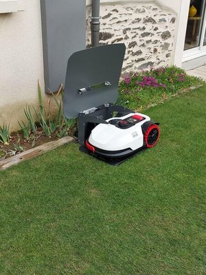 Pièces agricoles - Jardin et forêt pièce adaptable - Abri pour robots "Robot Protect Side"