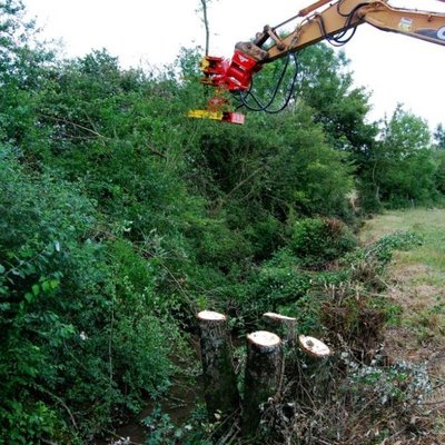 Accessoires et options matériel  - Grue - GRAPPIN COUPEUR XYLOCUT 310 PE