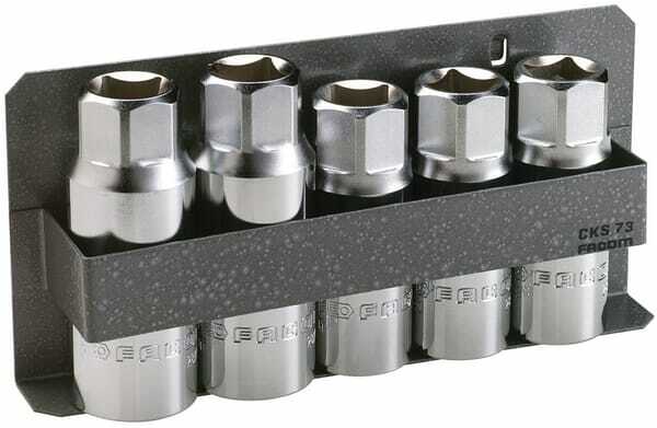 Outils - Outils divers - Jeu 5 de goujons rouleau
