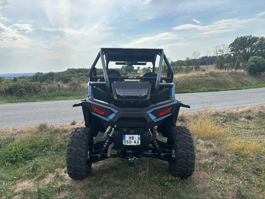 Quad - transporteur Polaris RZR60S1000EPS