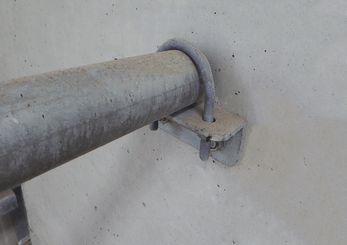 Materiels - Matériel d'élevage - autre - FERRURE SUPPORT GARROT D.49MM