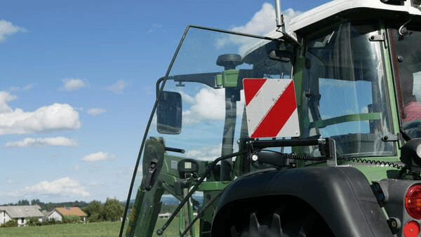 Pièces agricoles - Eclairage - Jeu de panneaux d'avertissement de surlargeur, support télescopique à changement rapide escamotable, feu de position 12/24V