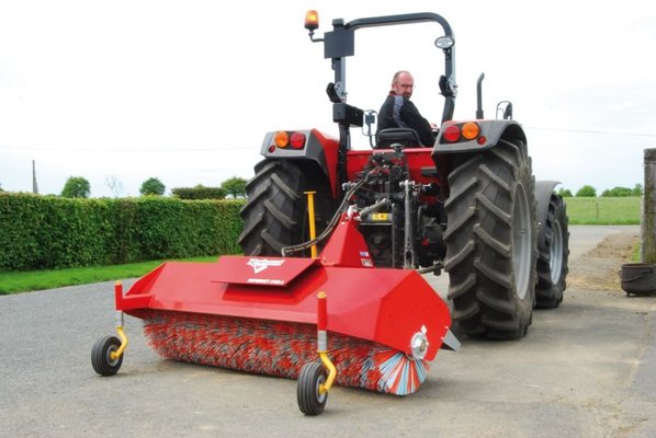 Balayeuse Rabaud SUPERNET2100A