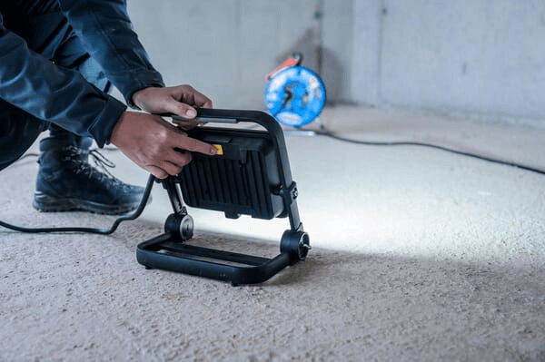 Pièces agricoles - Outils atelier - Lumière LED JARO 7060M 5800lm 50W