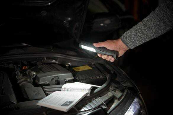 Pièces agricoles - Outils atelier - Lampe torche à LED HL 700A