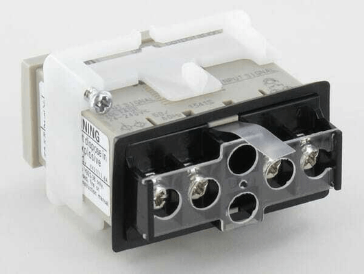 Pièces agricoles - Electricité - Compt. total. Omron24-240VACDC