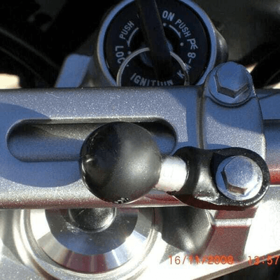 Pièces agricoles - Pièce Pulvérisateur - Boule de montage, courbée 9 mm