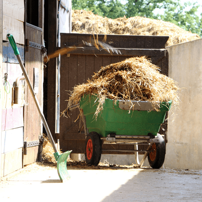 Materiels - Matériel d'élevage - autre - BROUETTE BASCULANTE  330L