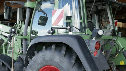 Pièces agricoles - Eclairage - Jeu de panneaux d'avertissement de surlargeur, support télescopique à changement rapide escamotable, feu arrière 12V