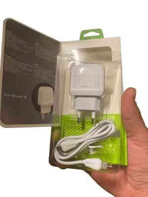 Pièces agricoles - Eclairage - Double chargeur 230V USB+USB-C