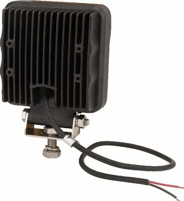 Pièces agricoles - Eclairage - Phare de travail LED 25W, 3040lm,carré 25W 2500lm, 10/30V, 108x48x108mm faisceau large 16 LED Kramp