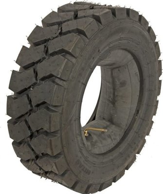 Pièces agricoles - Machines - Tyre, 8.15-15 MITAS