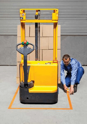 Chimie - Chimie divers - Ruban adhésif vinyle 764, blanc, 2 in x 36 yd