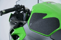Kit grip de réservoir R&G RACING translucide 2 pièces Kawasaki Ninja 400