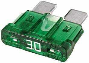 Pièces agricoles - Eclairage - Fusible lame standard 32V 30A longueur 18,6mm vert pack 50x Hella
