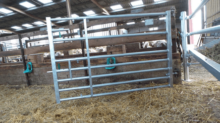 Materiels - Cage de contention - PACK DE 14 PORTES 7 LISSES PETIT BETAIL L.2/3M EMBOITEE