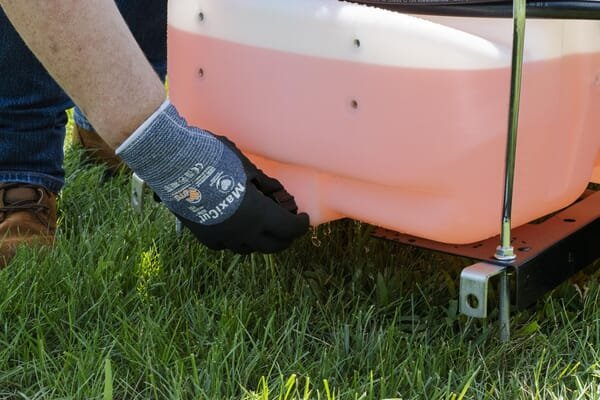 Pièces agricoles - Jardin et forêt pièce adaptable - Pulvérisateurs tractés 56 L